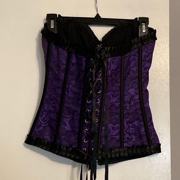 Purple & Black Front Zipper Corset - Picture 3 of 9